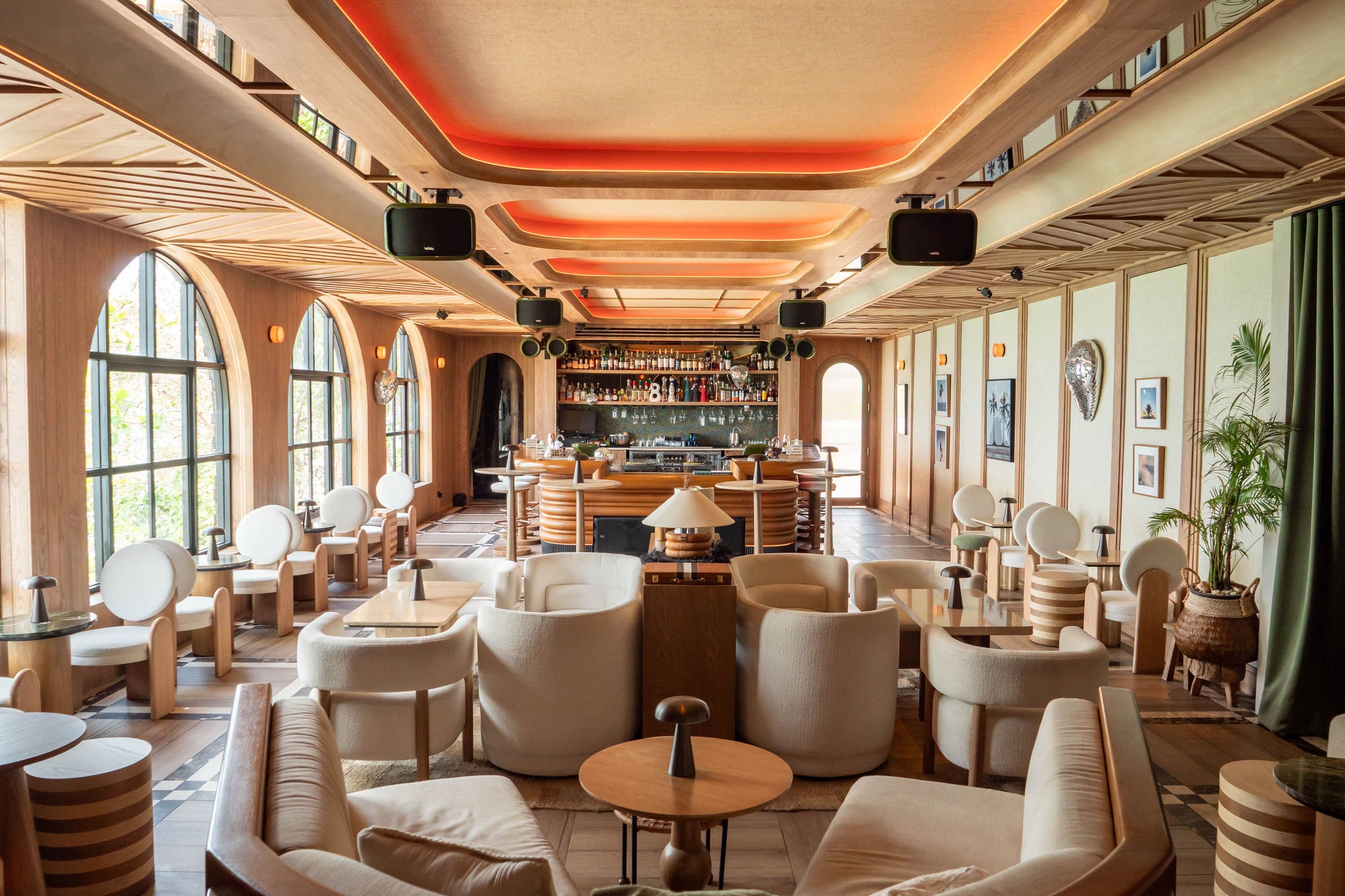 Aura Visual System has elevated Easy On Tam’s in Koh Samui with a custom Void Acoustics installation, blending high-fidelity sound, seamless zoning, and striking design to create an unforgettable nightlife experience.