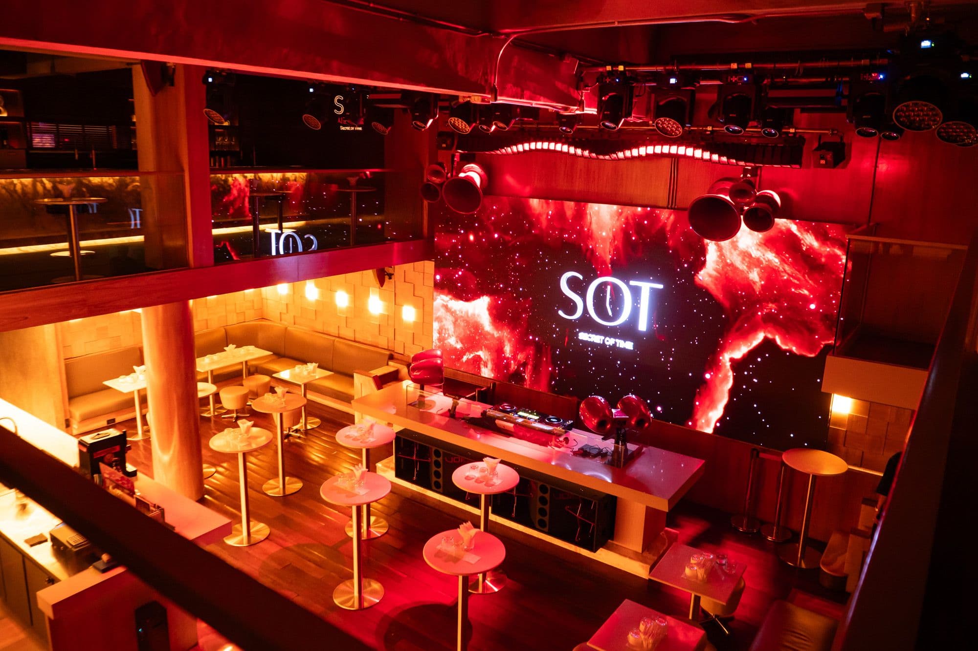 Bringing the Korean nightclub experience to Thonglor, Bangkok — powered by Void Acoustics. In the heart of Bangkok’s vibrant Thonglor district, SOT (Secret of Time) introduces a new chapter of Korean-inspired nightlife—where modern design, intimate atmosphere, and high-energy music come together as one cohesive experience.
