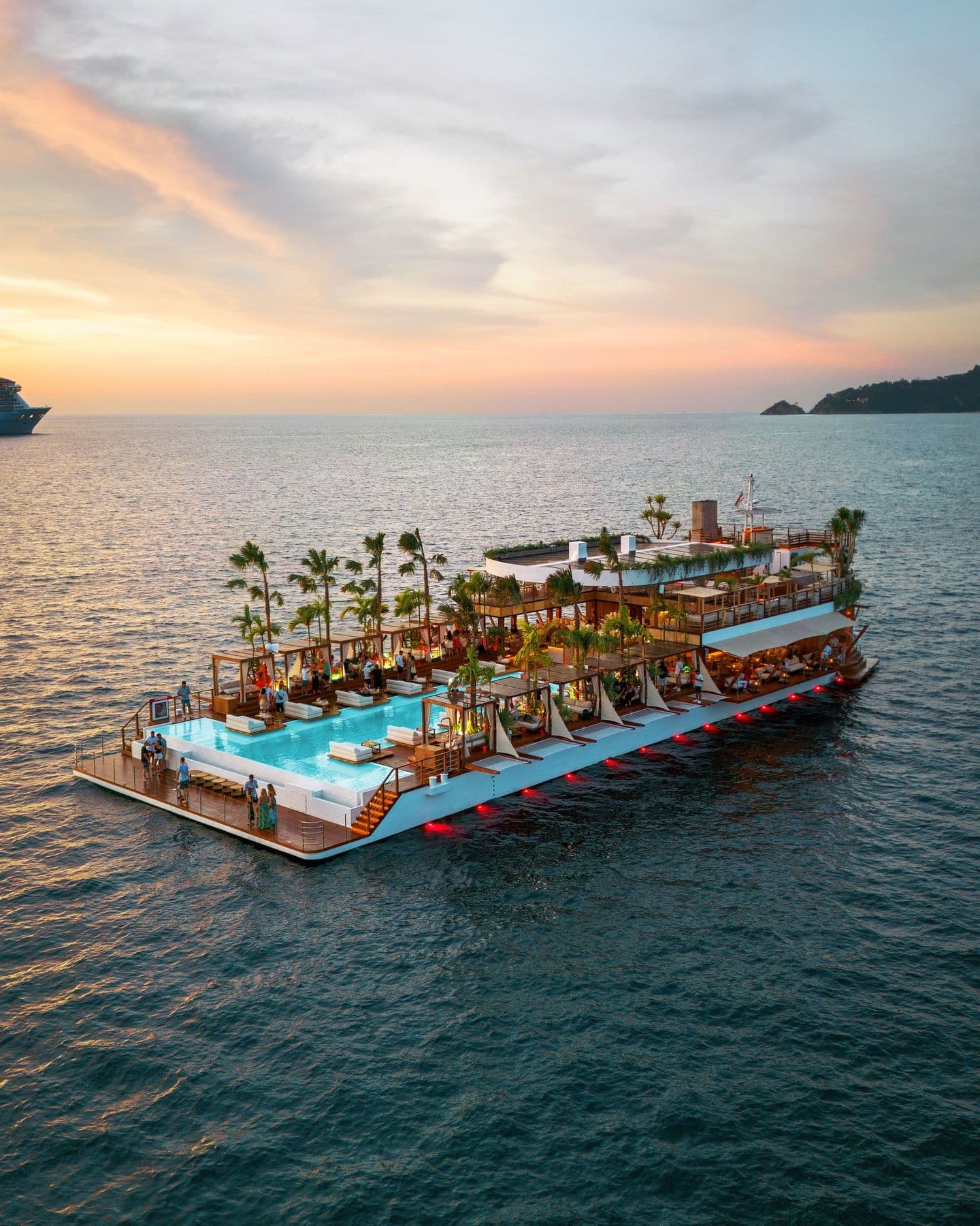 Immersive marine-grade Void Acoustics system engineered by Aura Visual System for Yona Beach Club Phuket—delivering seamless day-to-night sound across the world’s first floating beach club.